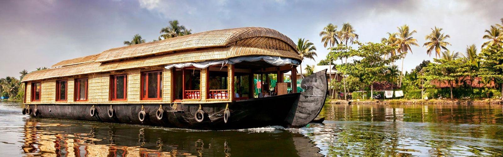 Munnar Alleppey Tour Package